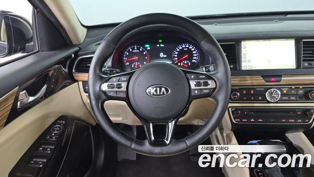 Kia K7 2016 — photo 20