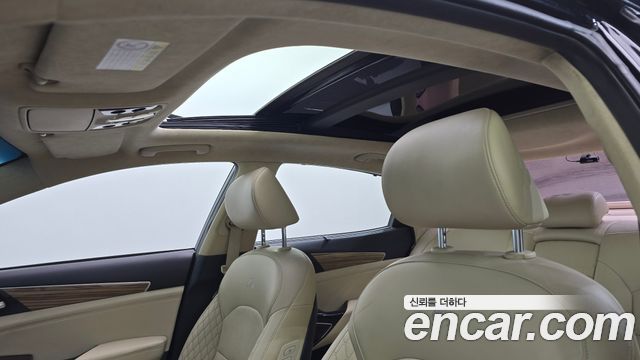 Kia K7 2016 — photo 23