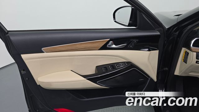 Kia K7 2016 — photo 14