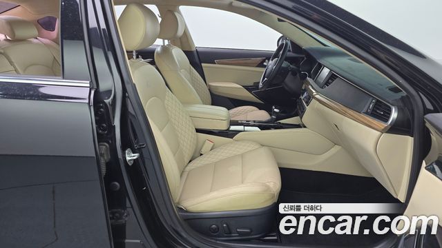 Kia K7 2016 — photo 16