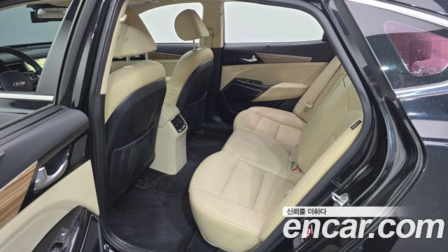 Kia K7 2016 — photo 28
