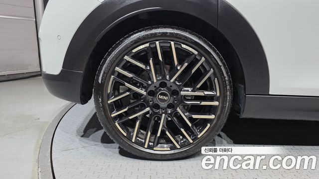 Mini Cooper 2025 — photo 5