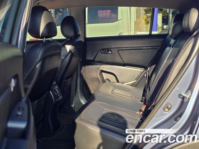 Kia Sportage 2015 — photo 19