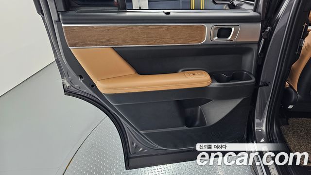 Hyundai Santafe 2025 — photo 15