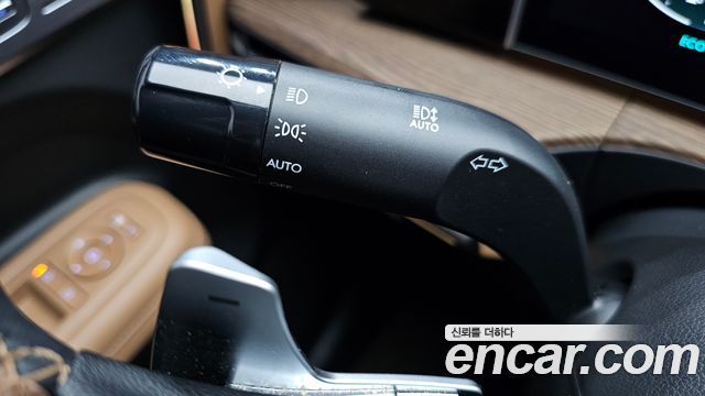 Hyundai Santafe 2025 — photo 28