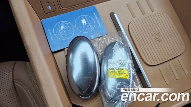 Hyundai Santafe 2025 — photo 31