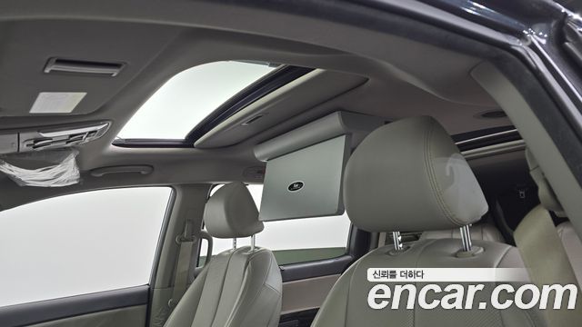 Kia Canival 2016 — photo 16