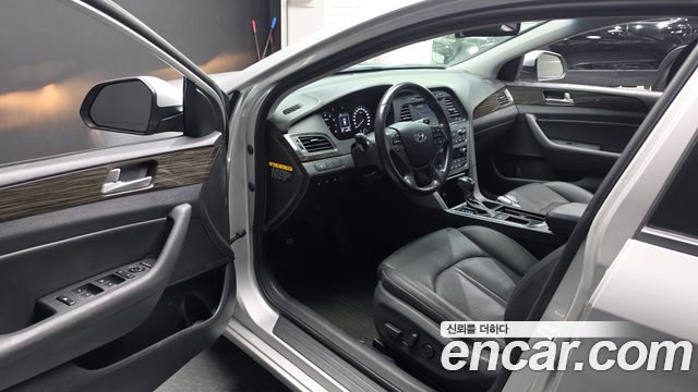 Hyundai Sonata 2015 — photo 13