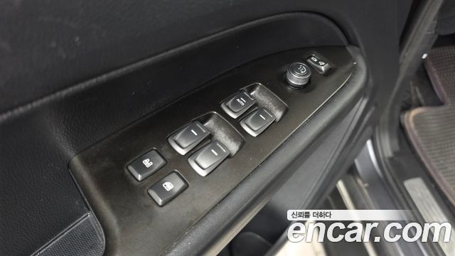 KG Mobility Rexton 2019 — photo 27