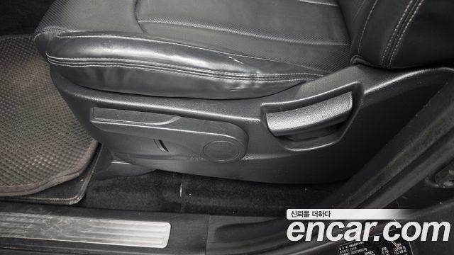 KG Mobility Rexton 2019 — photo 29