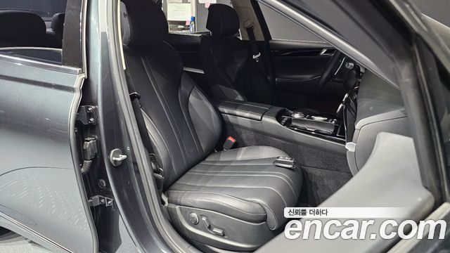 Genesis G80 2021 — photo 16