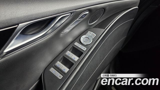Genesis G80 2021 — photo 27