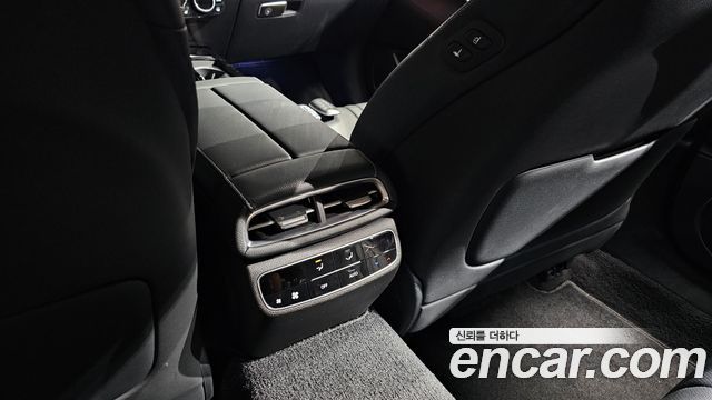 Genesis G80 2021 — photo 35