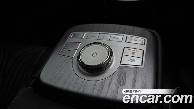 Genesis G80 2024 — photo 25