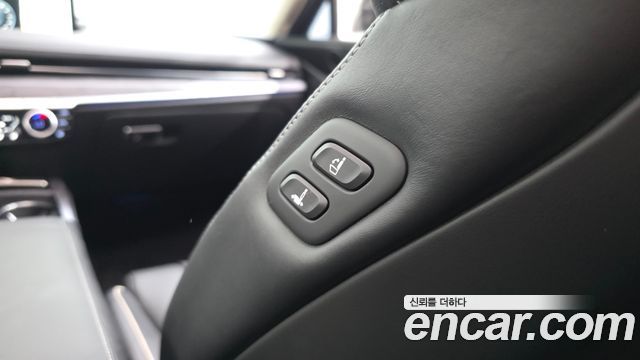 Genesis G80 2024 — photo 36