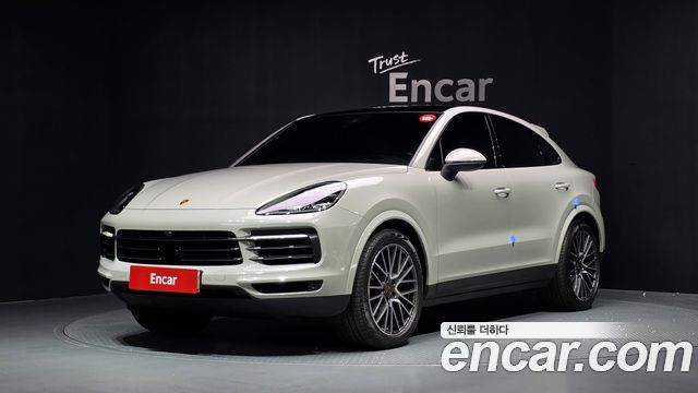 Porsche Cayenne 2022 — photo 1