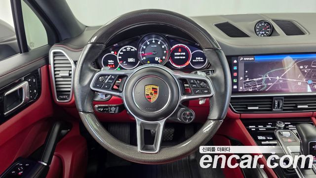 Porsche Cayenne 2022 — photo 13
