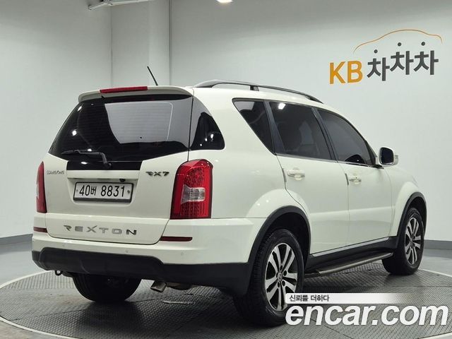 KG Mobility Rexton 2013 — photo 2