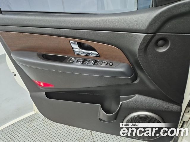 KG Mobility Rexton 2013 — photo 18