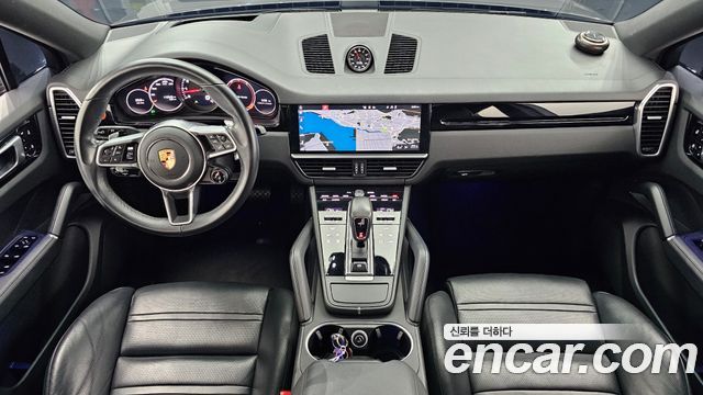 Porsche Cayenne 2020 — photo 10