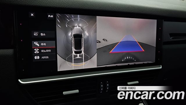 Porsche Cayenne 2020 — photo 21