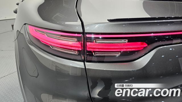 Porsche Cayenne 2020 — photo 9