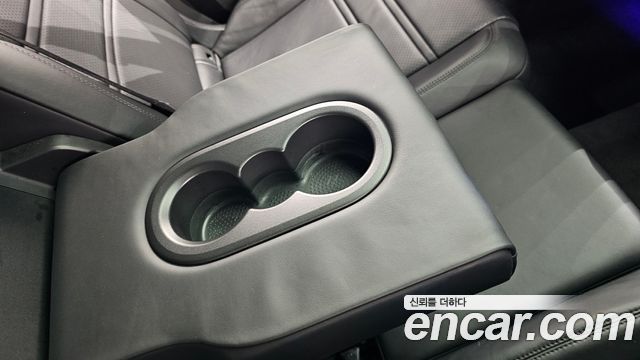 Porsche Cayenne 2020 — photo 28