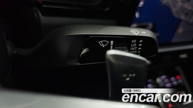 Porsche Cayenne 2020 — photo 29