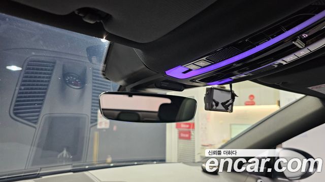 Porsche Cayenne 2020 — photo 31