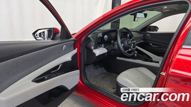 Hyundai AVANTE 2021 — photo 13