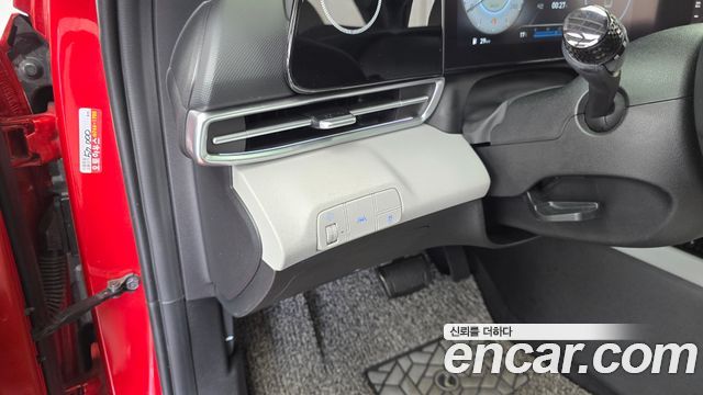 Hyundai AVANTE 2021 — photo 26