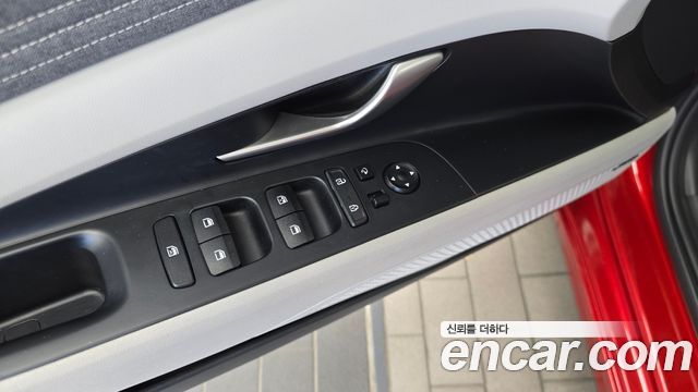 Hyundai AVANTE 2021 — photo 28
