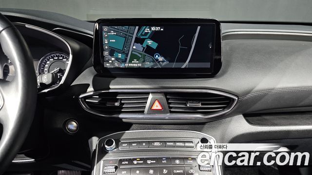 Hyundai Santafe 2023 — photo 24
