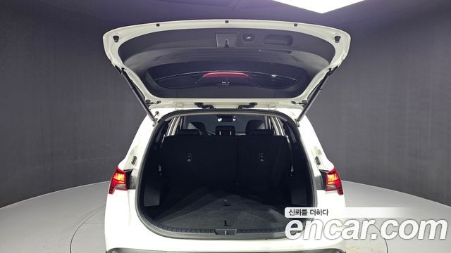 Hyundai Santafe 2023 — photo 34