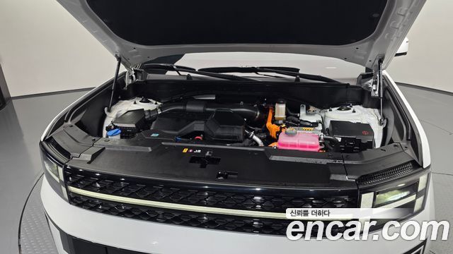 Hyundai Santafe 2025 — photo 6