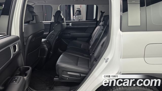 Hyundai Santafe 2025 — photo 18
