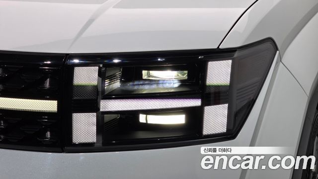 Hyundai Santafe 2025 — photo 8
