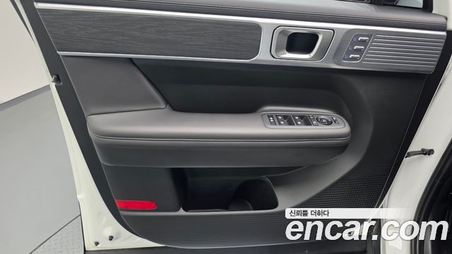 Hyundai Santafe 2025 — photo 14