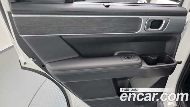 Hyundai Santafe 2025 — photo 15