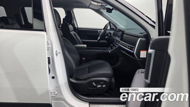 Hyundai Santafe 2025 — photo 16