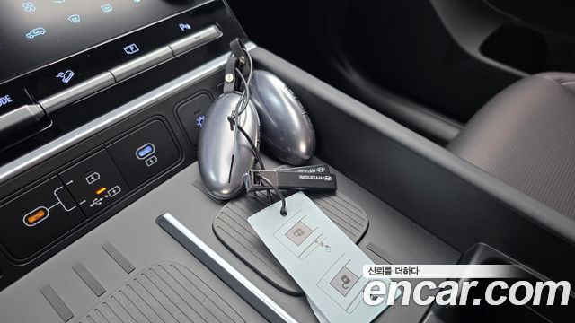 Hyundai Santafe 2025 — photo 30