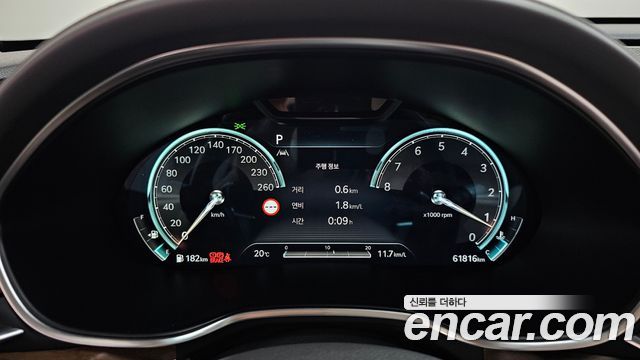 Genesis G80 2022 — photo 11