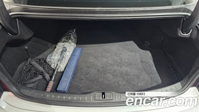 Genesis G80 2022 — photo 23
