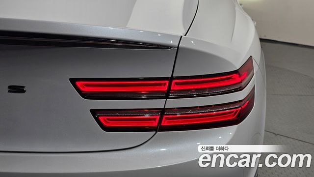 Genesis G80 2022 — photo 9