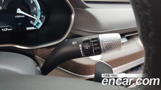 Genesis G80 2022 — photo 28