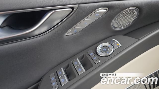 Genesis G80 2022 — photo 29