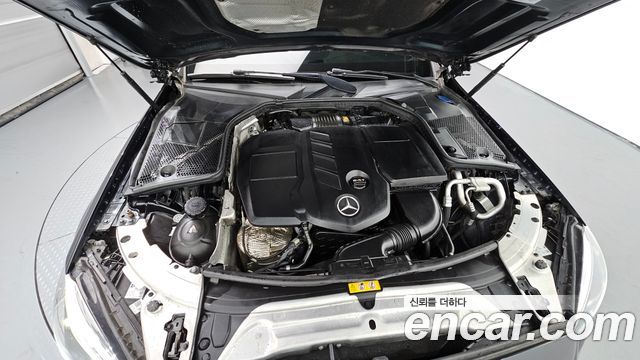 Mercedes-Benz C-Class 2019 — photo 6