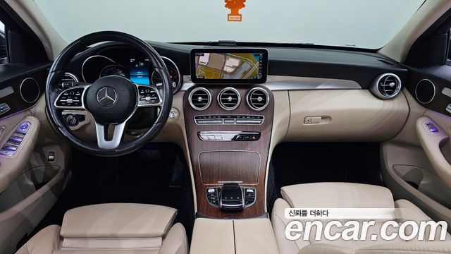 Mercedes-Benz C-Class 2019 — photo 7