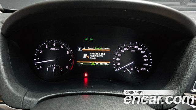Genesis G80 2018 — photo 11