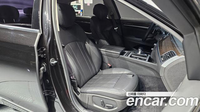 Genesis G80 2018 — photo 18